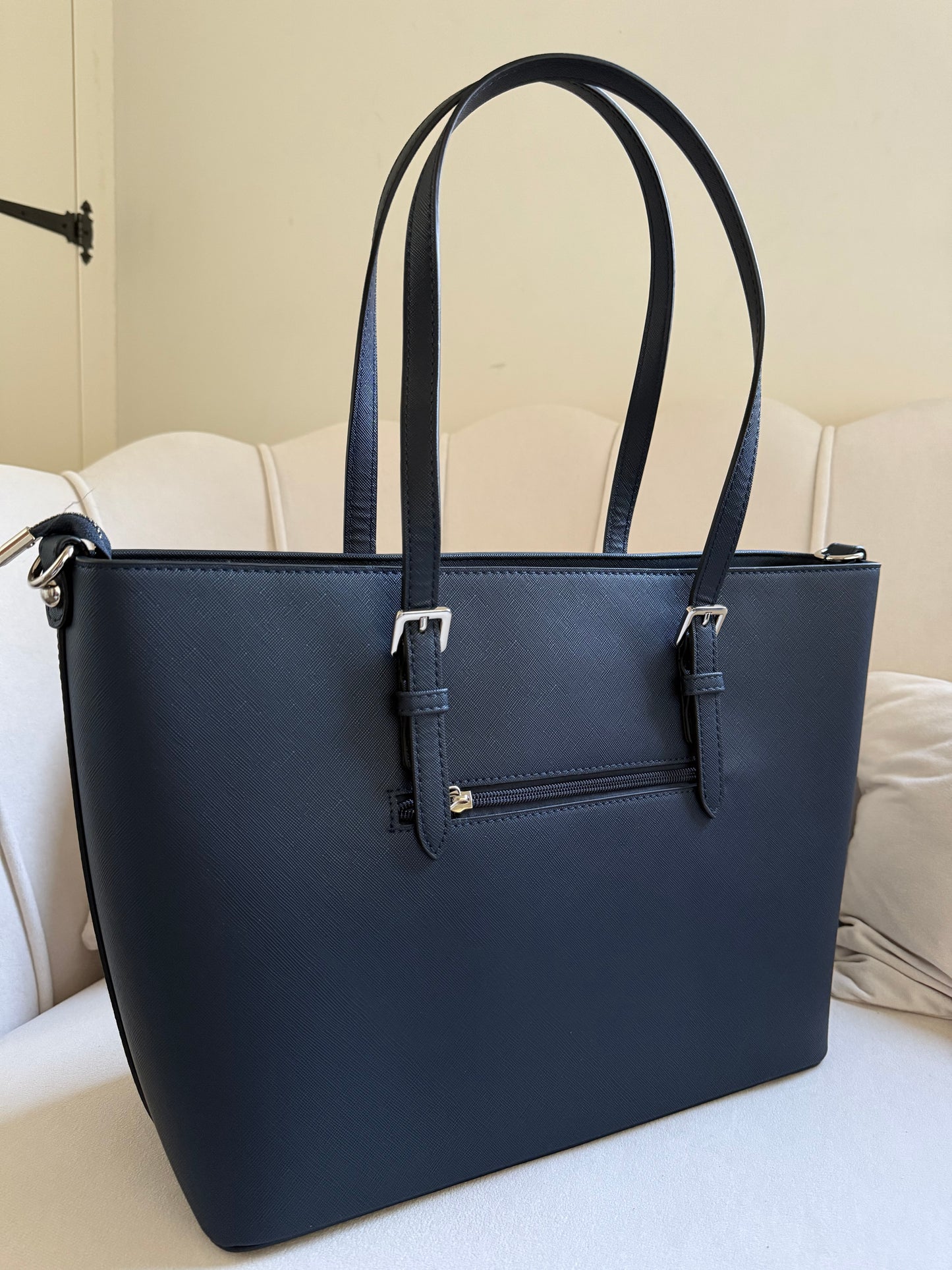 Flora & co tas Navy