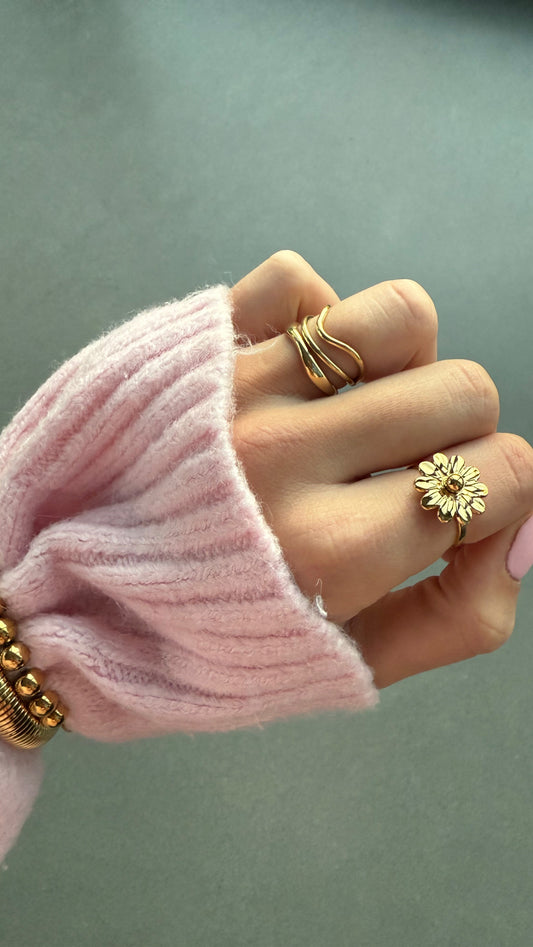 Flower ring
