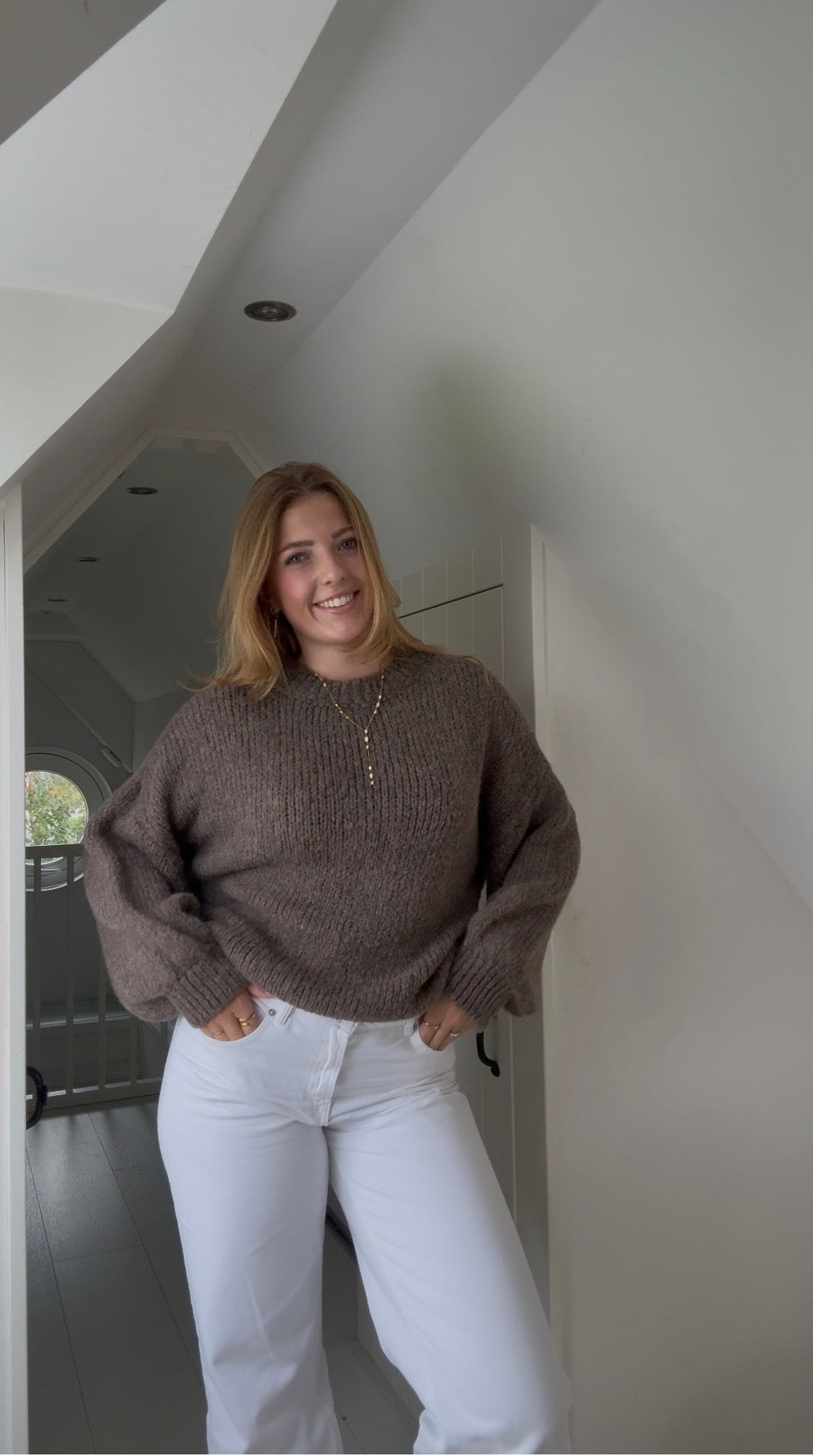 Nora knits sweater Taupe