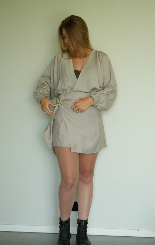 Nola dress • Taupe