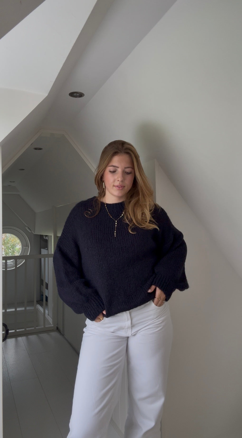 Nora knits sweater Navy