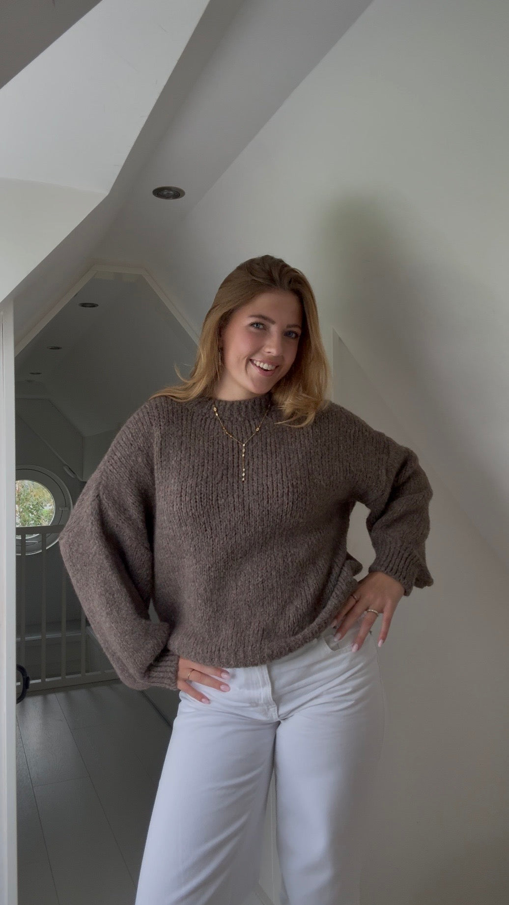 Nora knits sweater Taupe