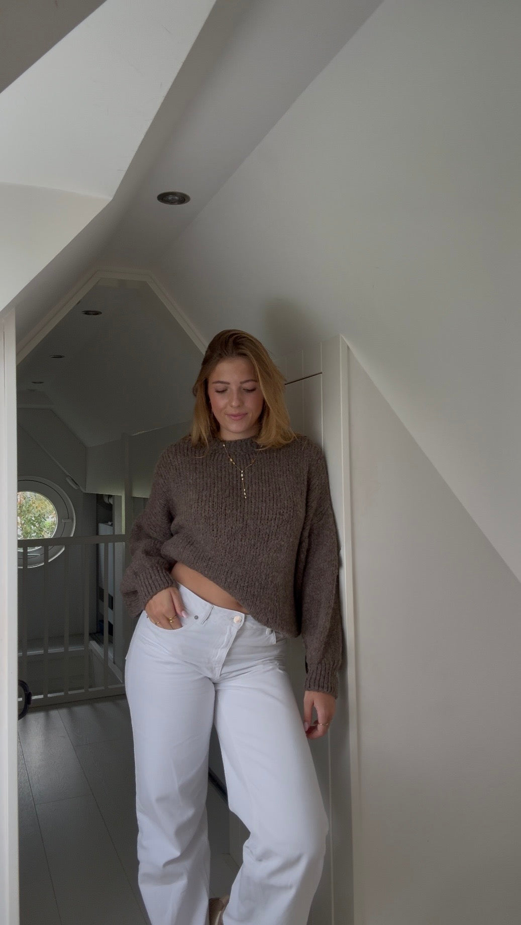 Nora knits sweater Taupe