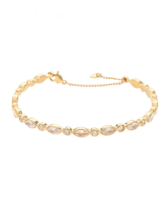 Mae bangle